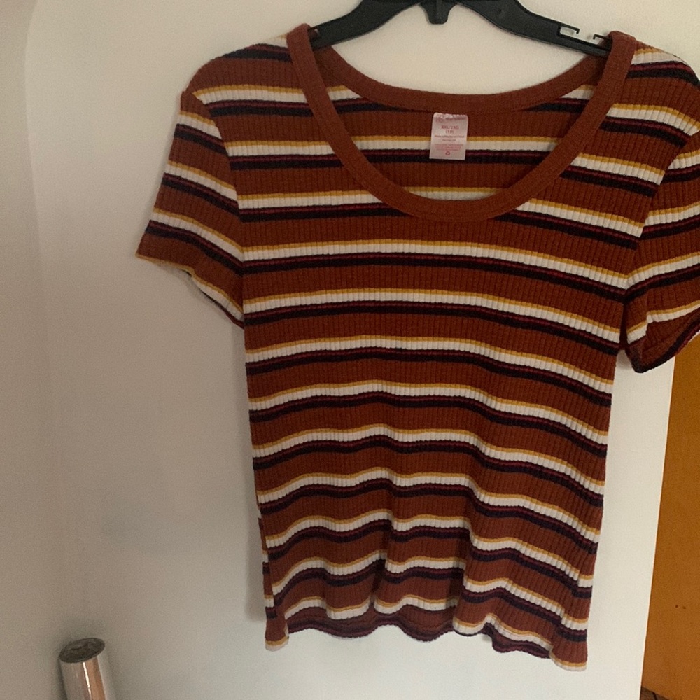 striped shirt